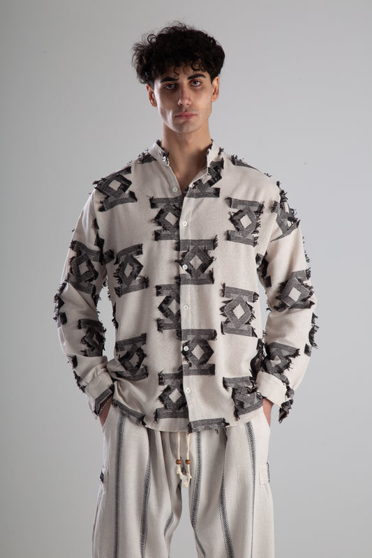 Retro Siyah Püsküllü Gömlek