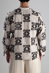 Retro Siyah Püsküllü Gömlek