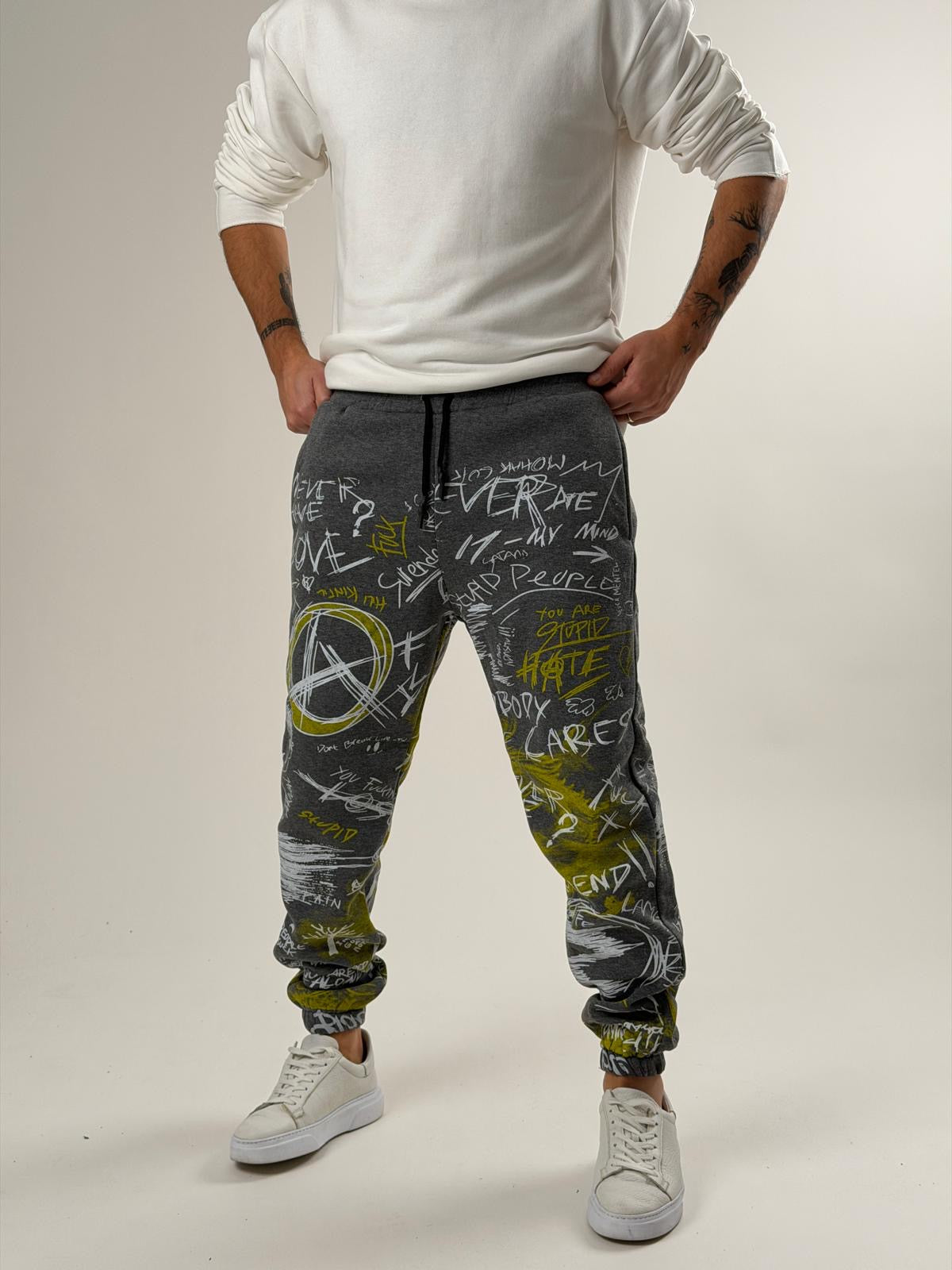 Urban Graffiti Jogger Pantolon