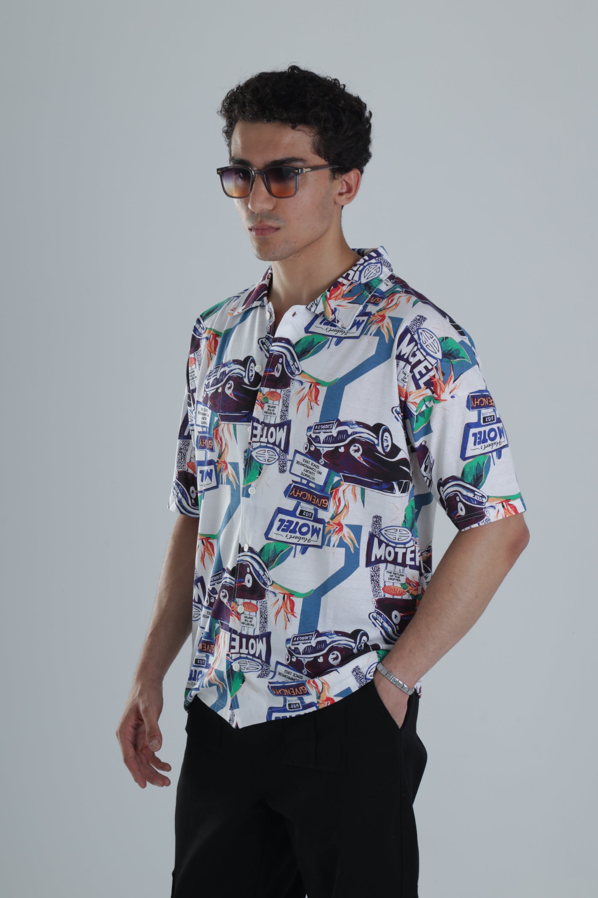 Retro Model Desenli Kısa Kollu Gömlek Ürün ikincil görseli