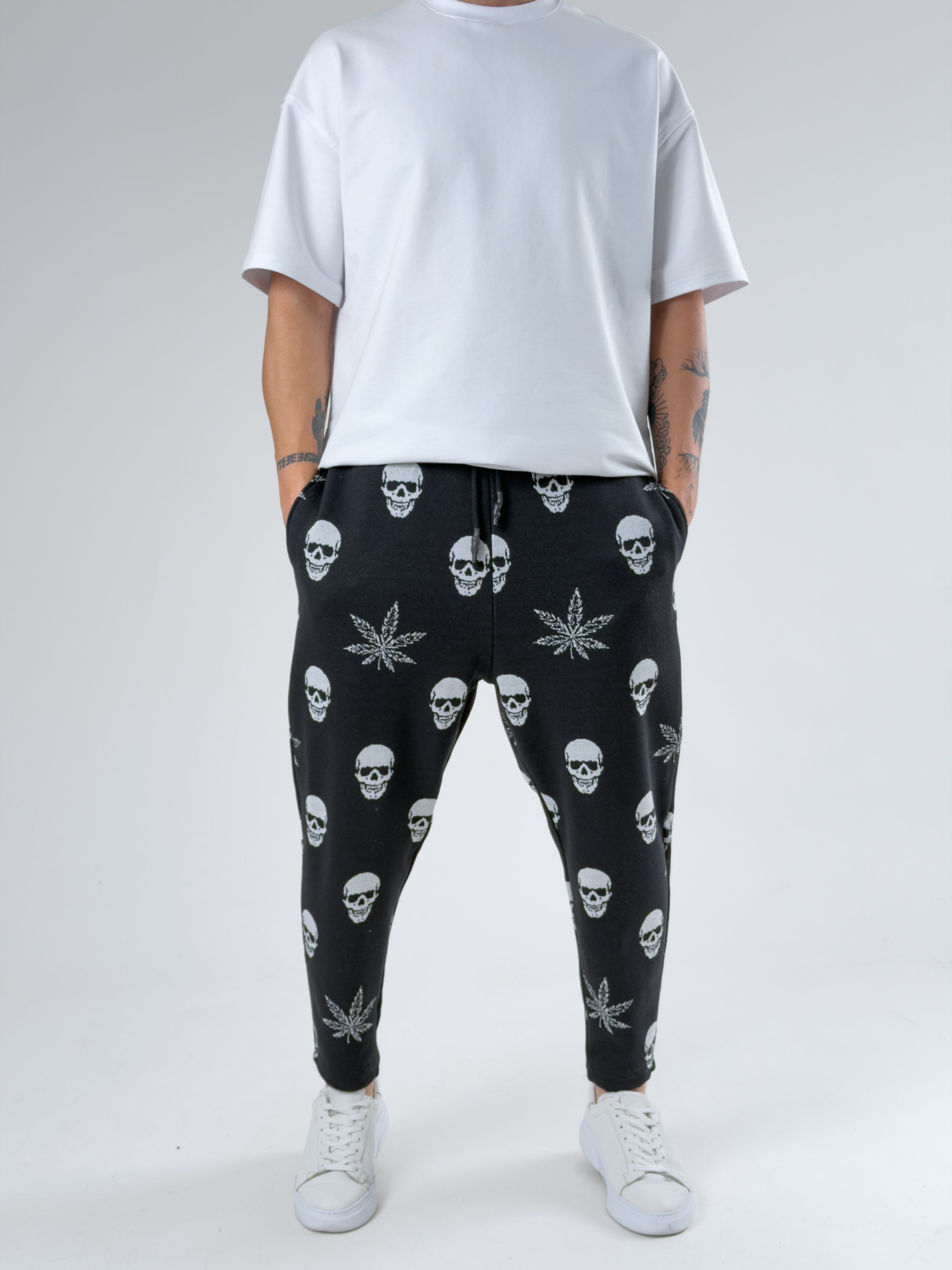Skull Leaf Jogger Pantolon Ürün ana görseli