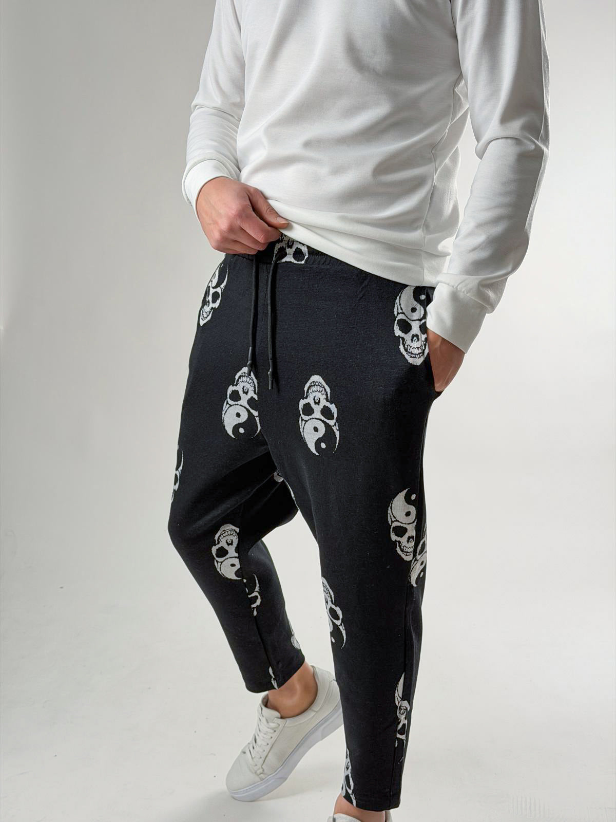 Yin Yang Skull Jogger Pantolon Ürün ikincil görseli