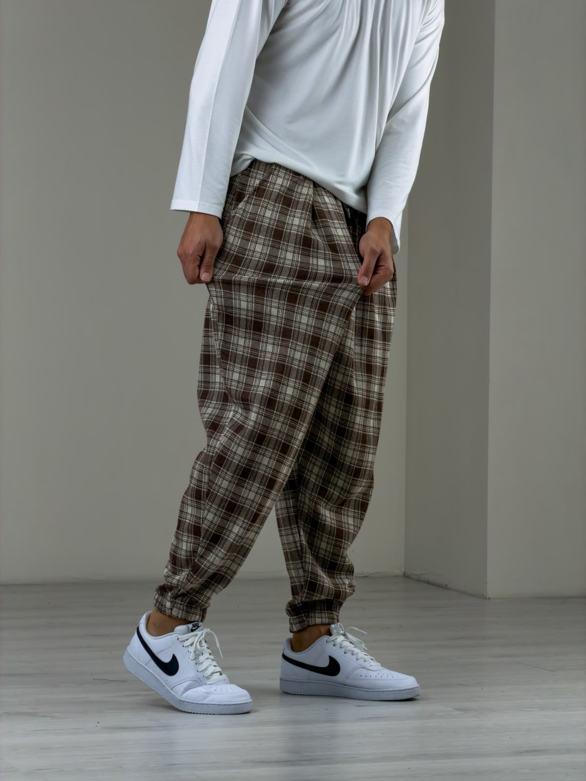 Kahverengi Ekoseli Salaş Jogger Pantolon