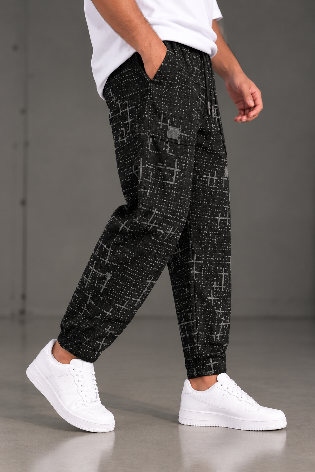 Siyah Geometrik Desenli Baget Pantolon