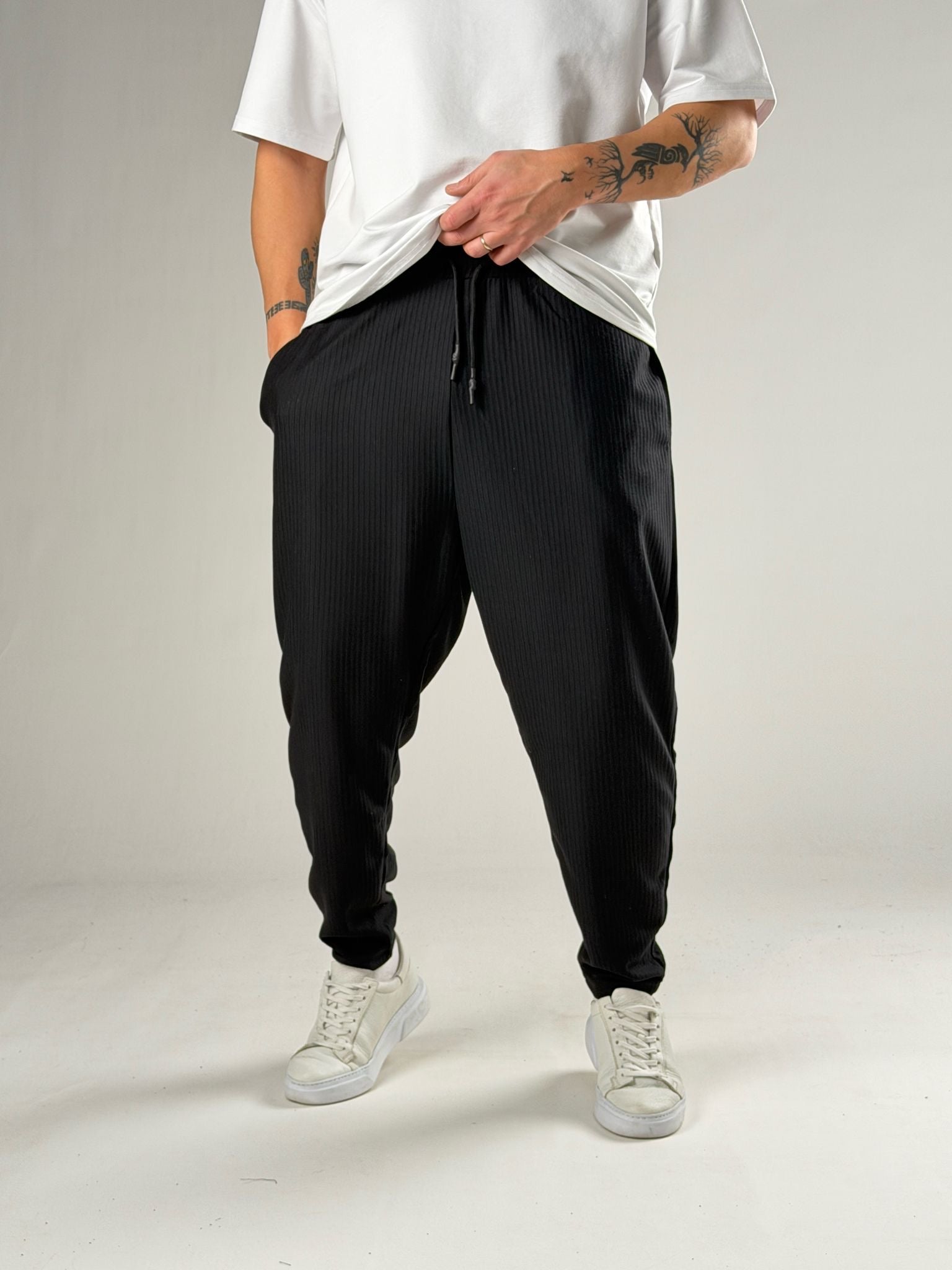 Slim Stripe Black Pantolon