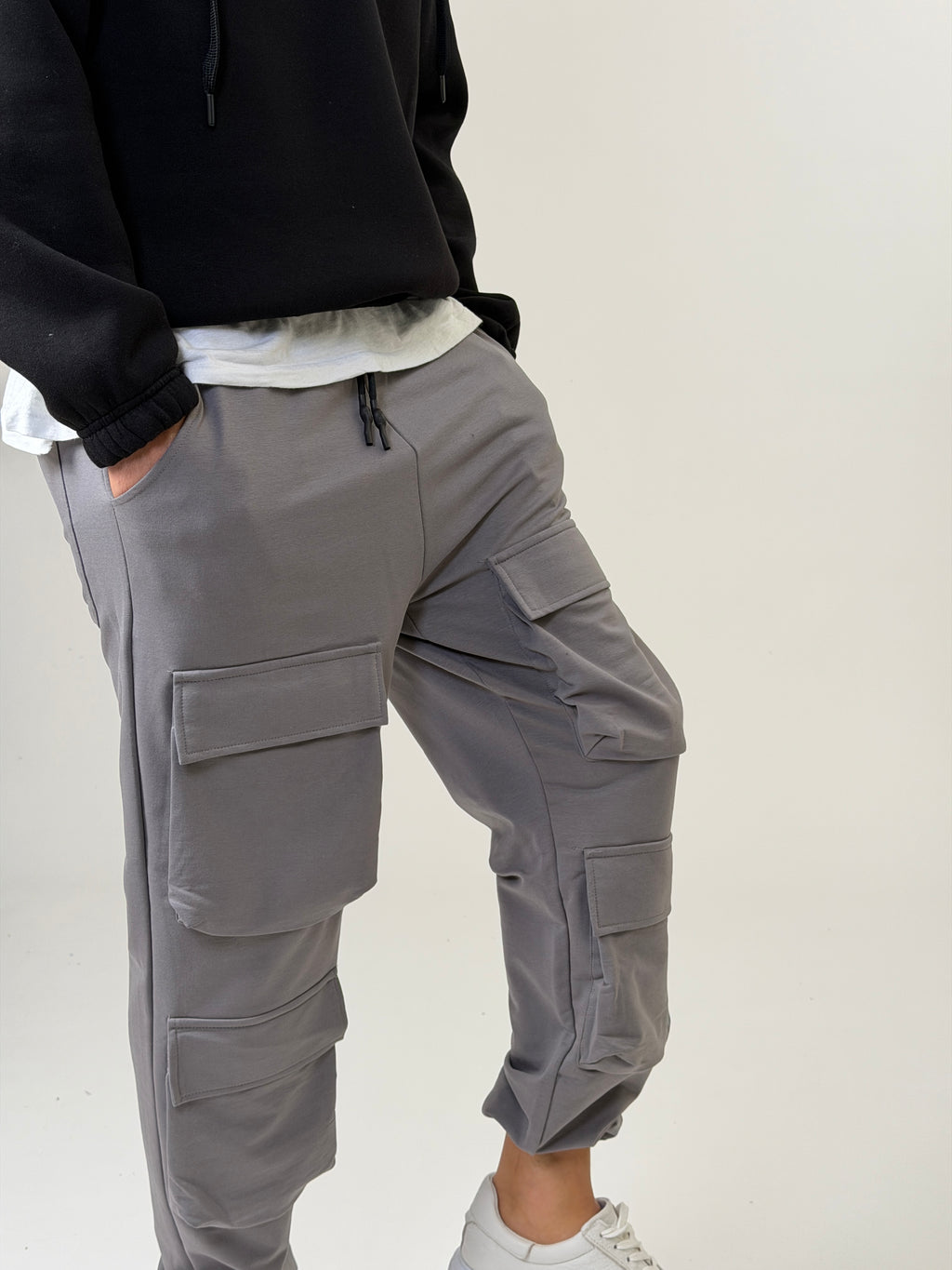 Gri Büzgülü Cepli Jogger Pantolon