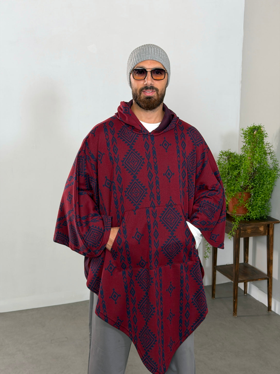 Aztec Desenli Bordo Kapüşonlu Kanguru Cepli Oversize Panço
