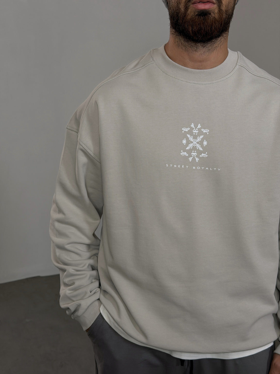 Gri Sırtı Bandana Baskılı Bisiklet Yaka Oversize Sweatshirt