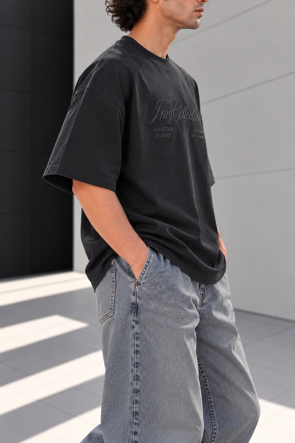 Siyah Oversize Nakışlı T-shirt