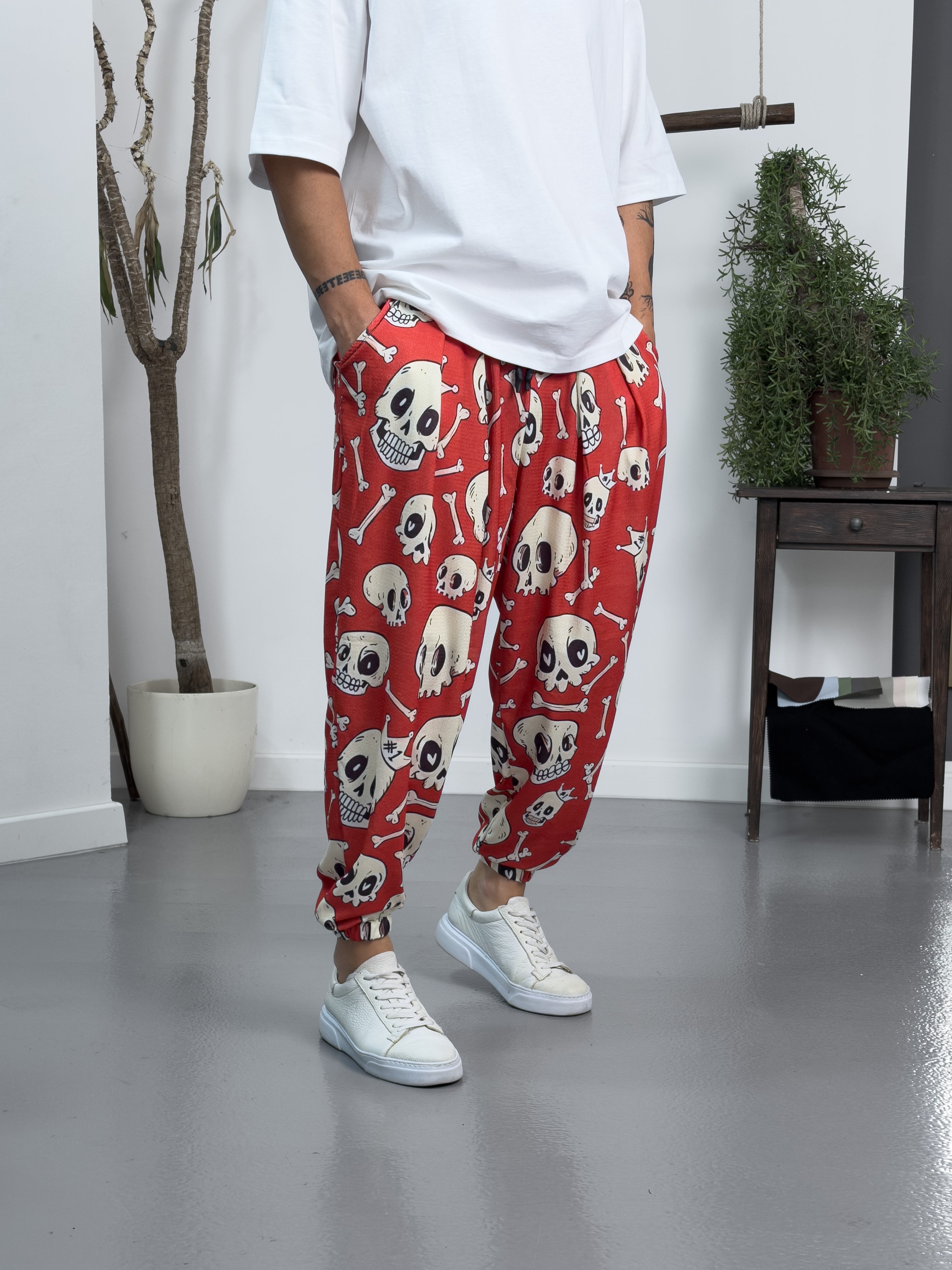 Skulls and Bones Jogger Pantolon