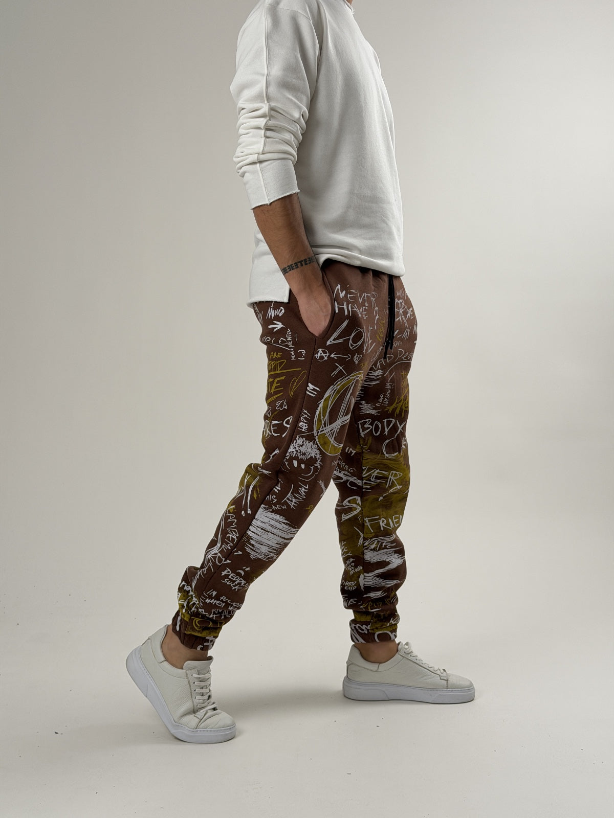 Urban Graffiti Kahverengi Jogger Pantolon