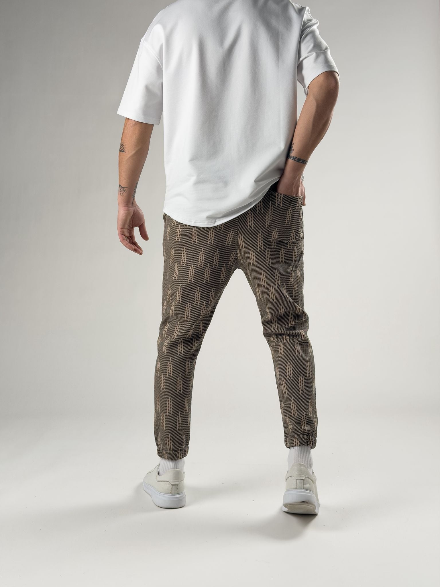 Geo Pattern Havuç Kesim Pantolon