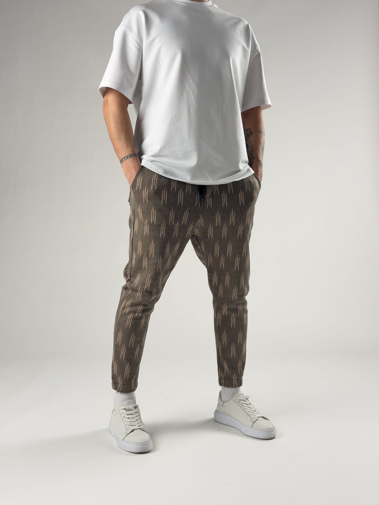 Geo Pattern Havuç Kesim Pantolon