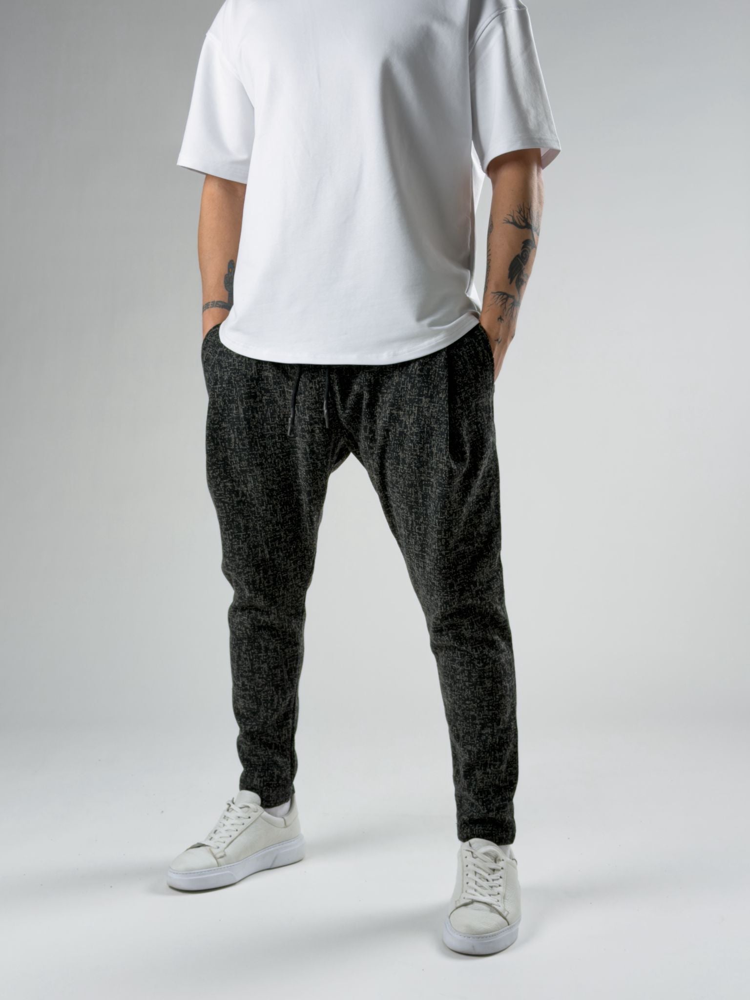 Shadow Texture Havuç Kesim Pantolon