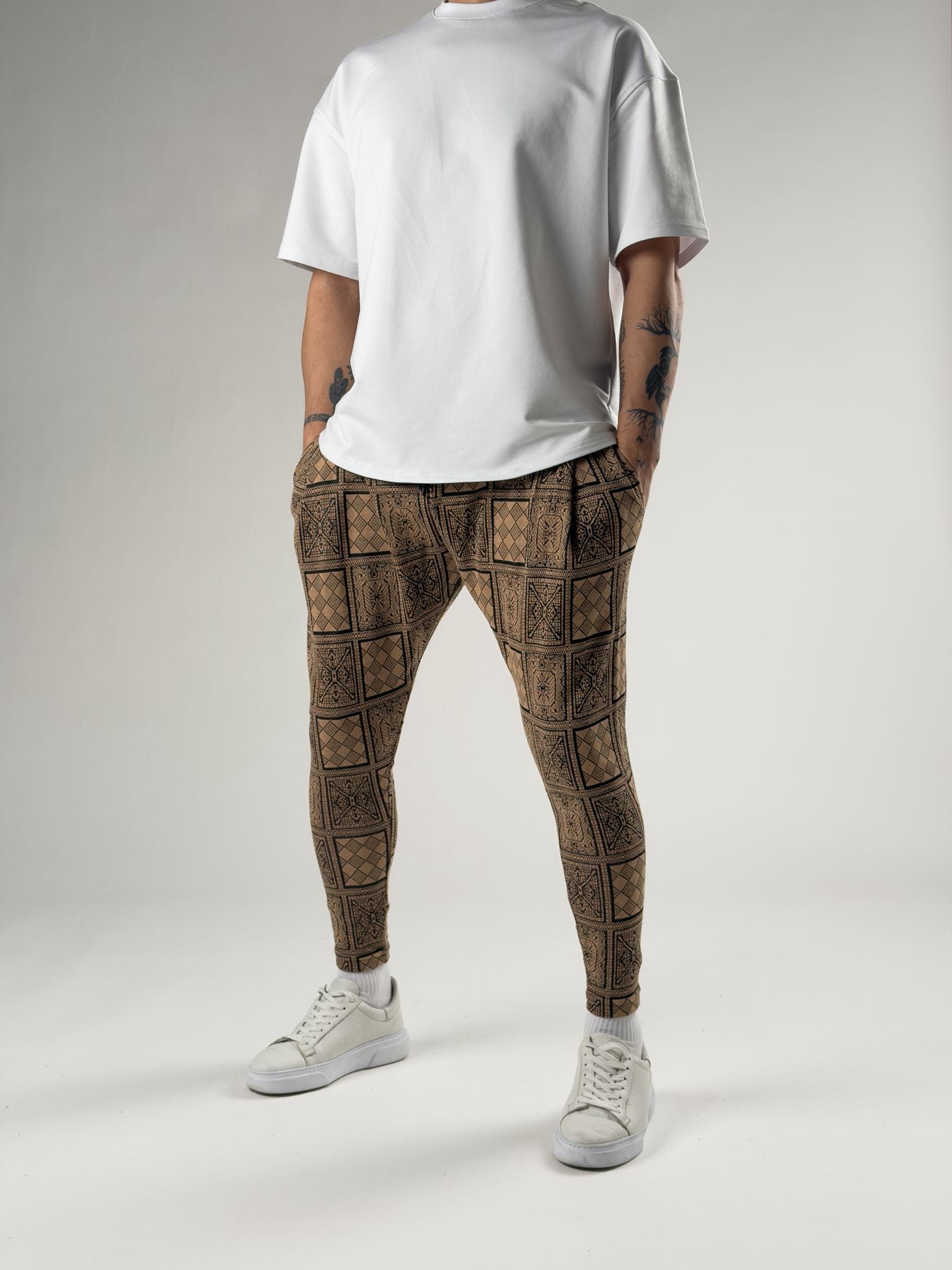 Nomad Grid Havuç Kesim Pantolon