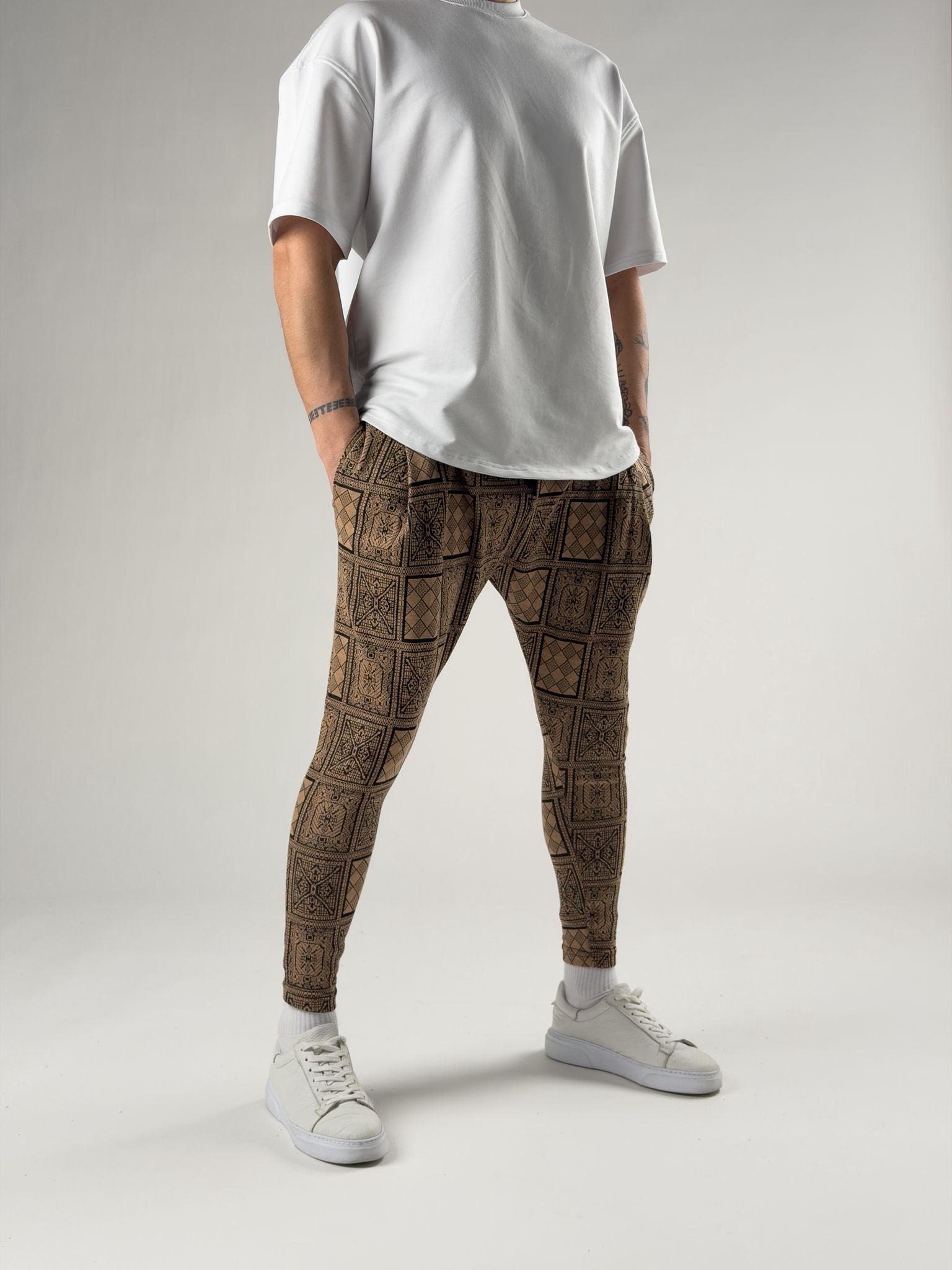 Nomad Grid Havuç Kesim Pantolon