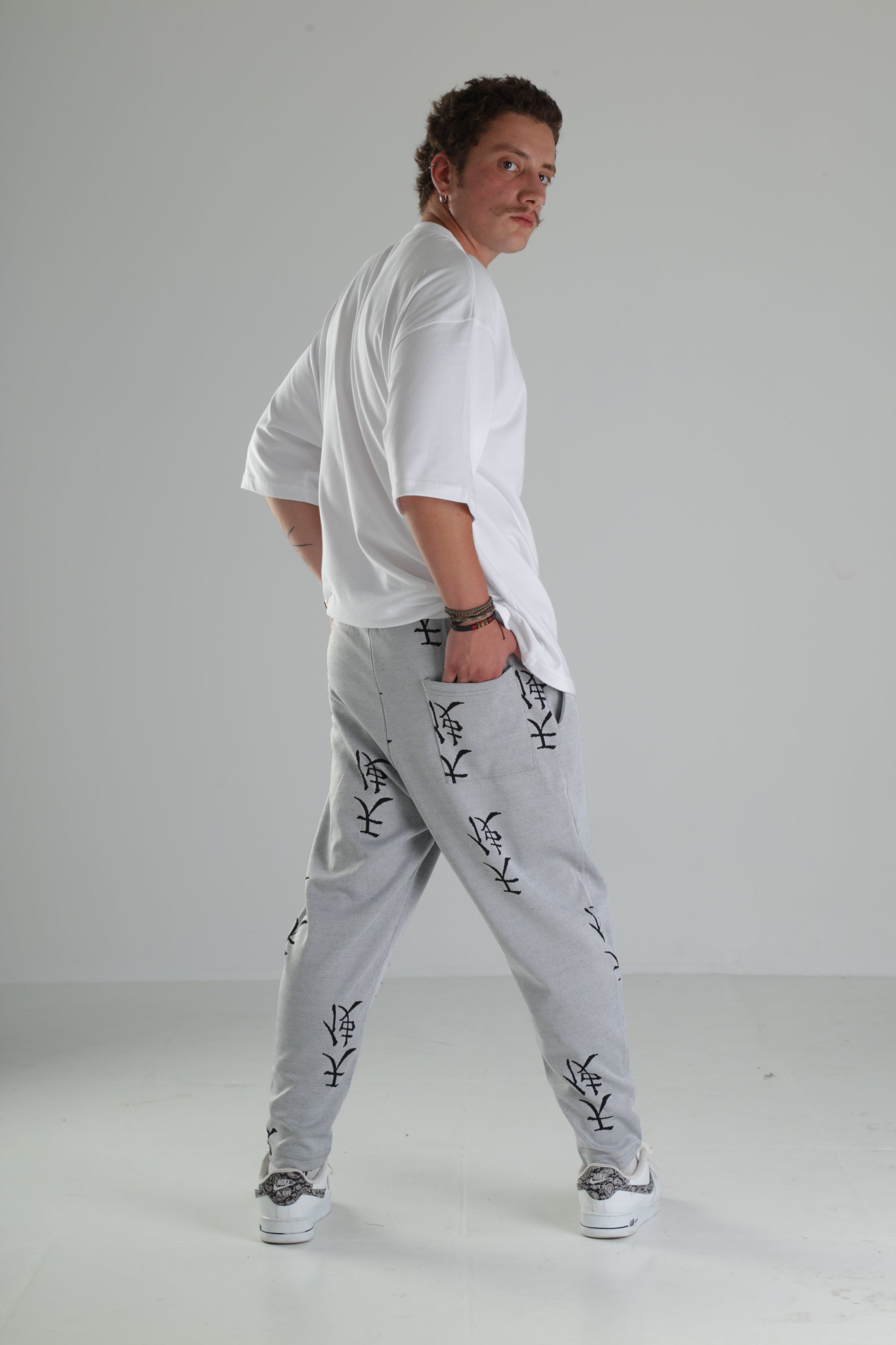Gri Siyah Desenli Rahat Kesim Pantolon - Premium