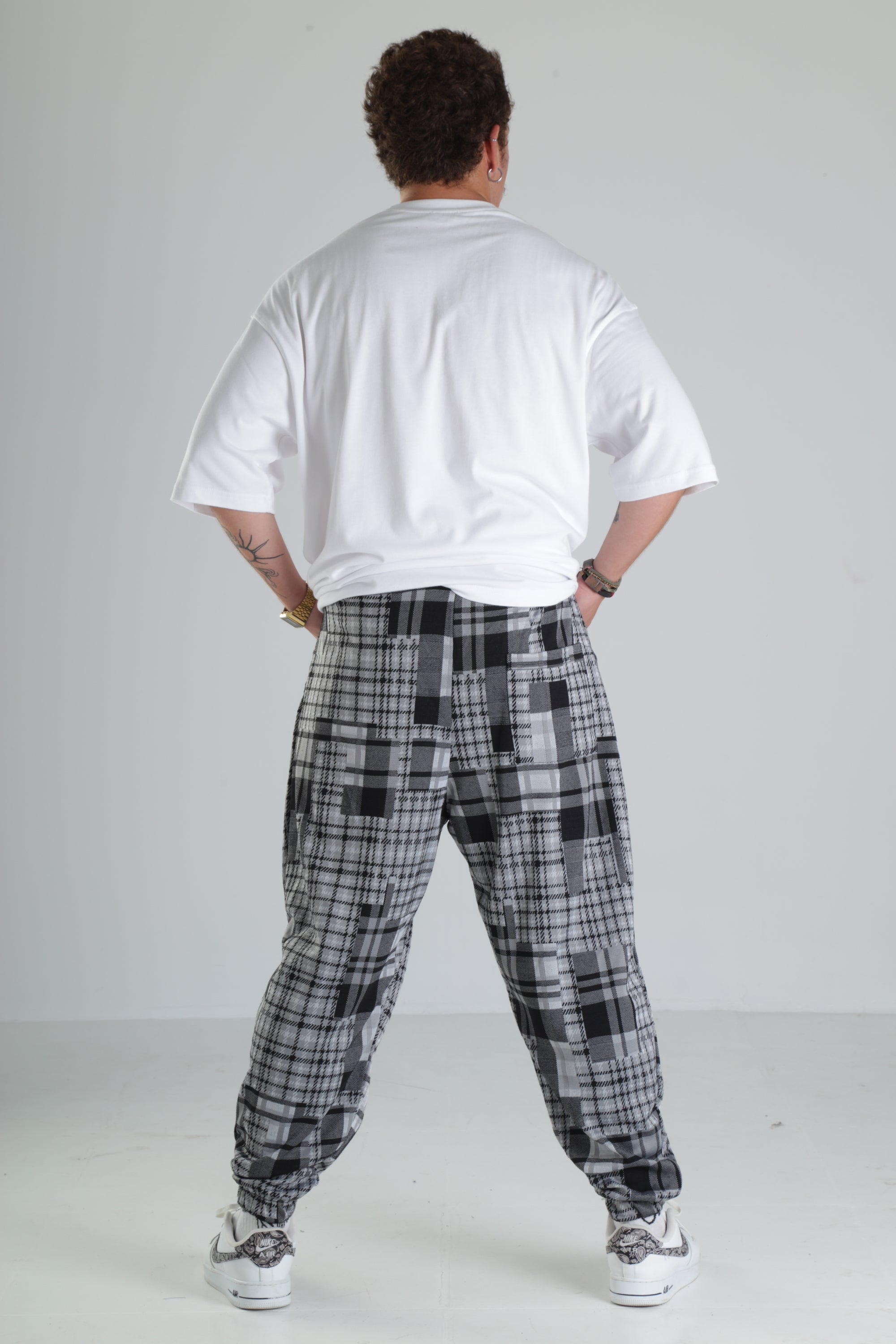 Gri Kare Desenli Paça Lastikli Jogger Pantolon