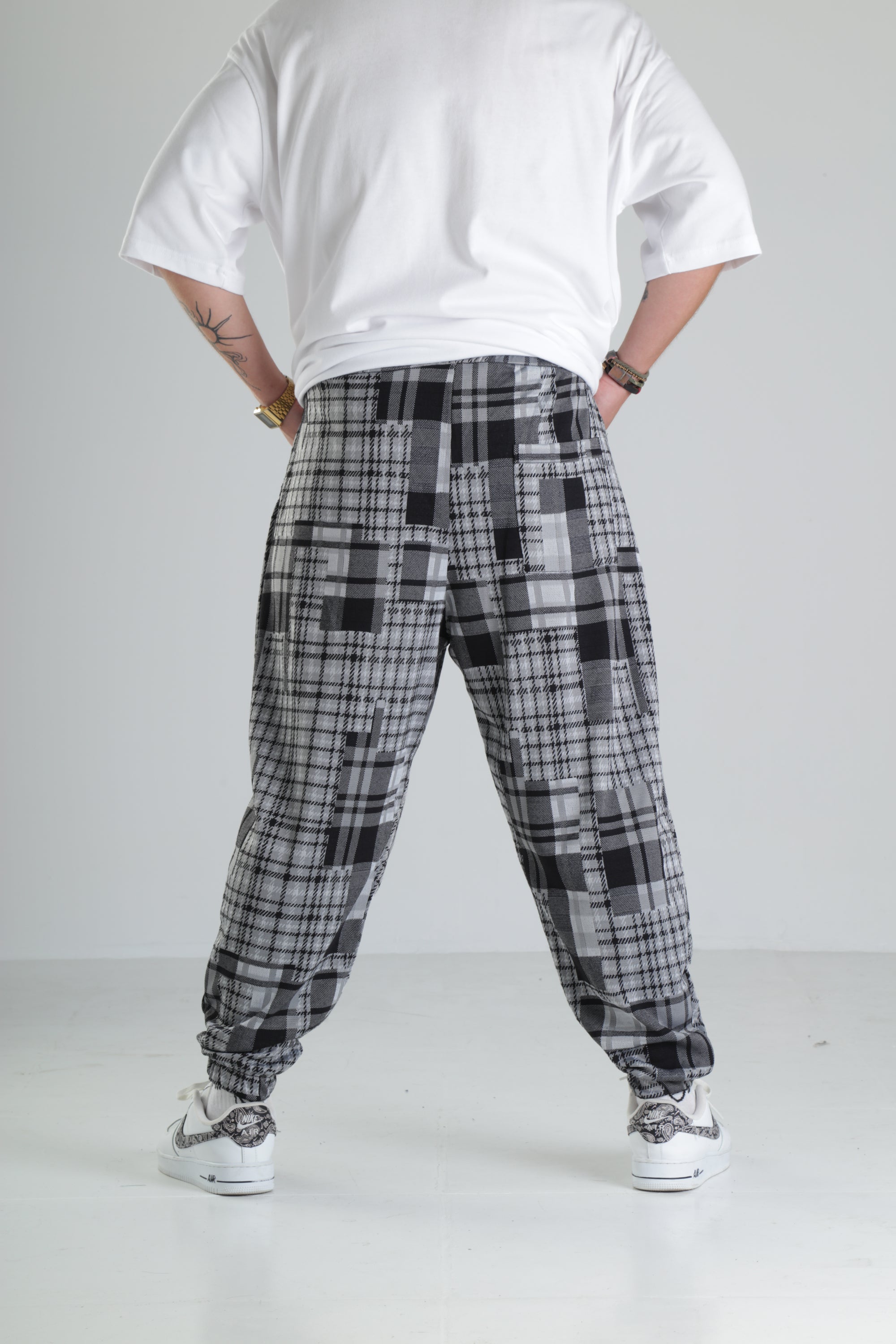 Gri Kare Desenli Paça Lastikli Jogger Pantolon