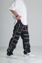 Siyah Yırtık Detaylı Baggy Jean Pantolon