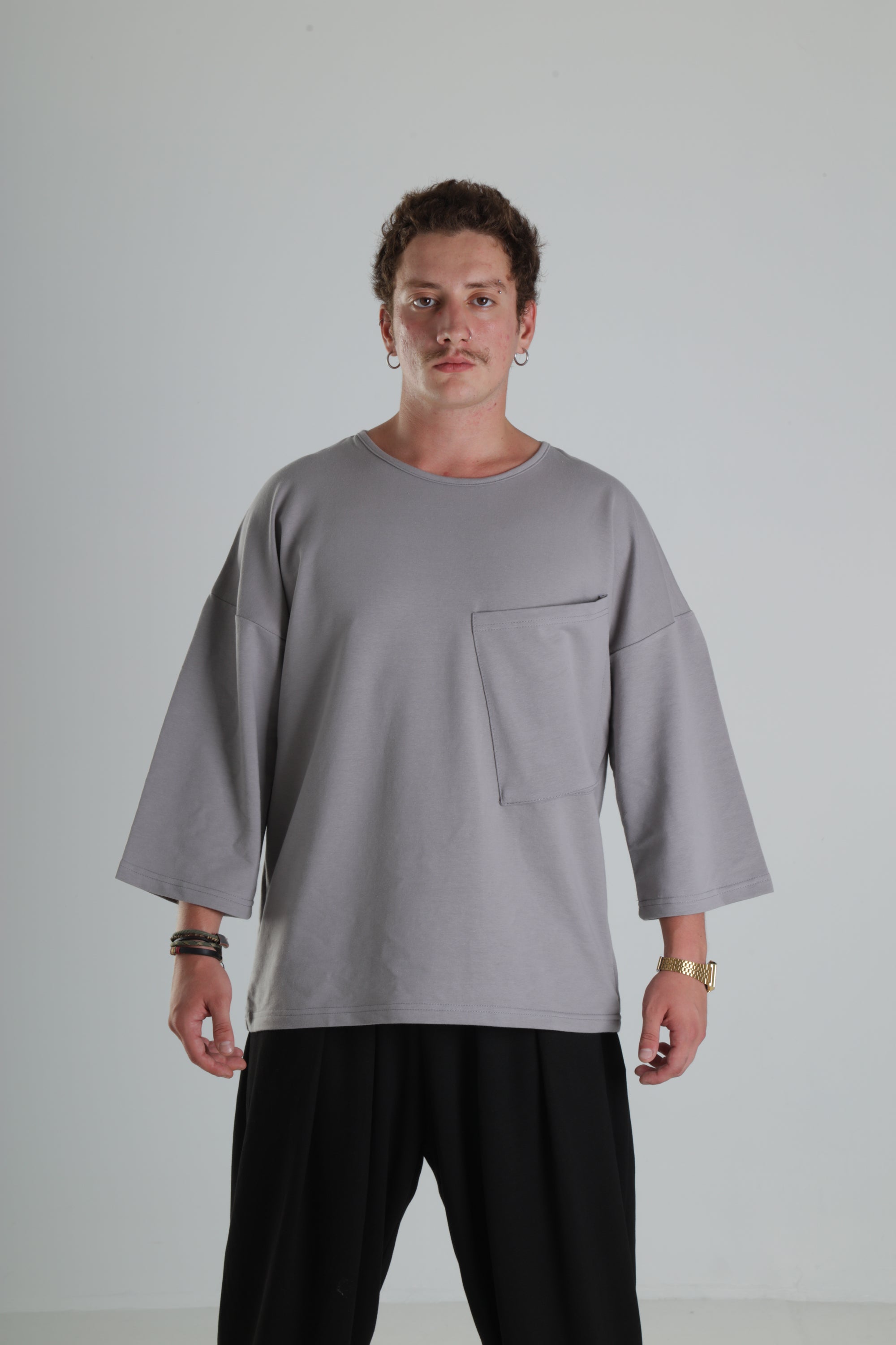 Oversize Cepli T-Shirt - Gri Ürün ana görseli
